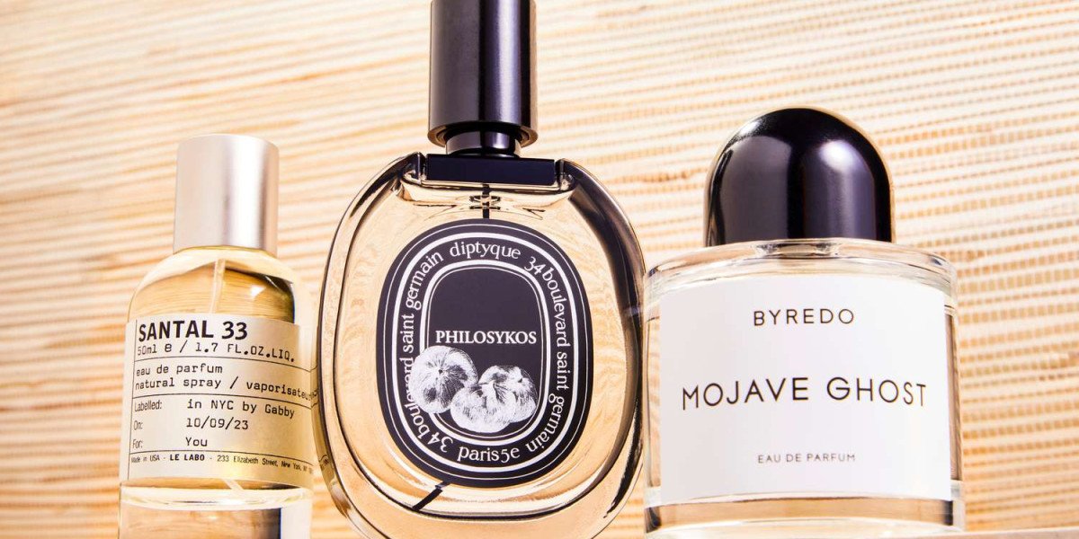 Indulge Your Senses: The Allure of Luxury Perfume You Can’t Resist!